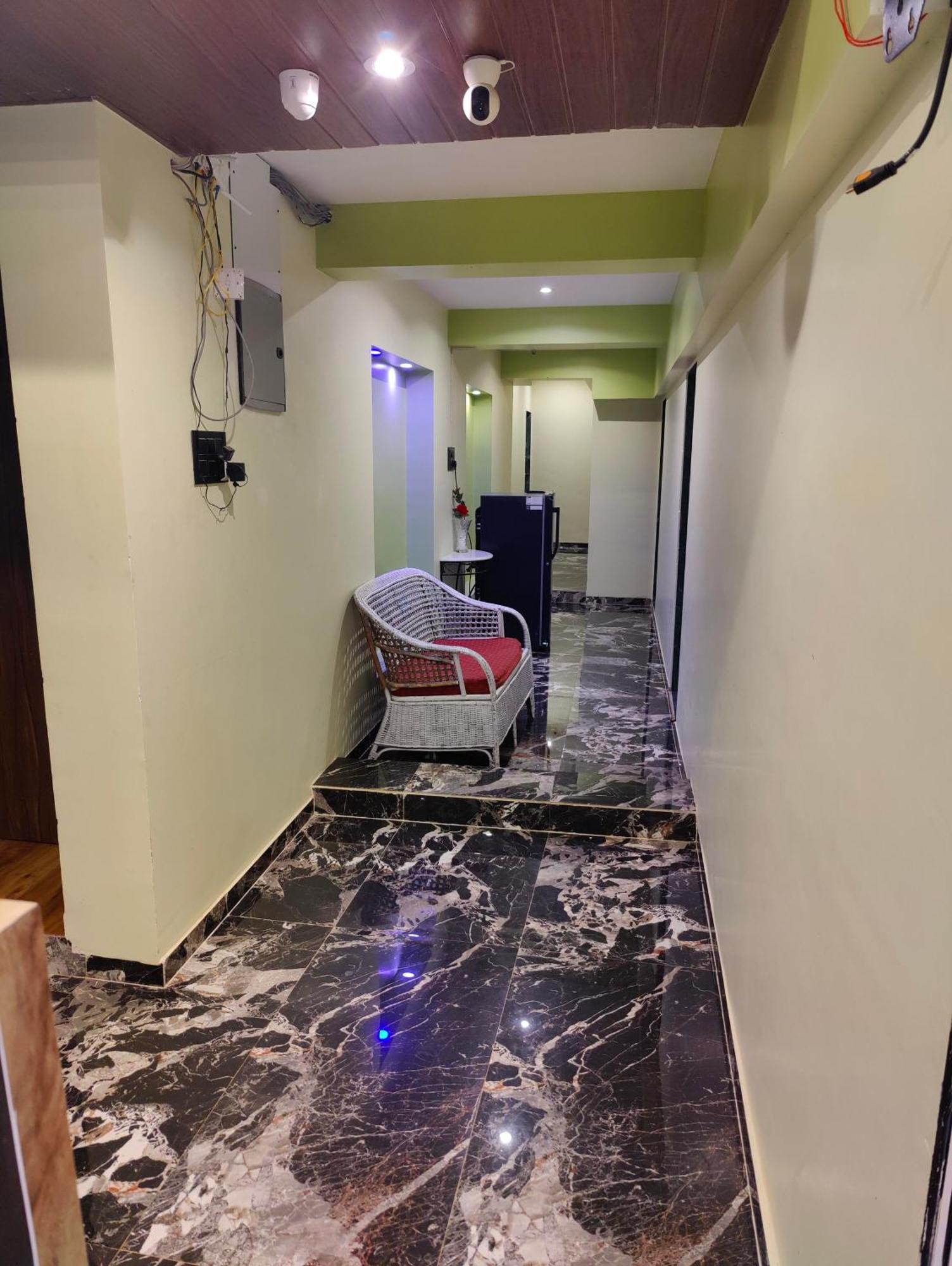 Hotel Garden View Inn - Near Nesco Mumbai Bagian luar foto